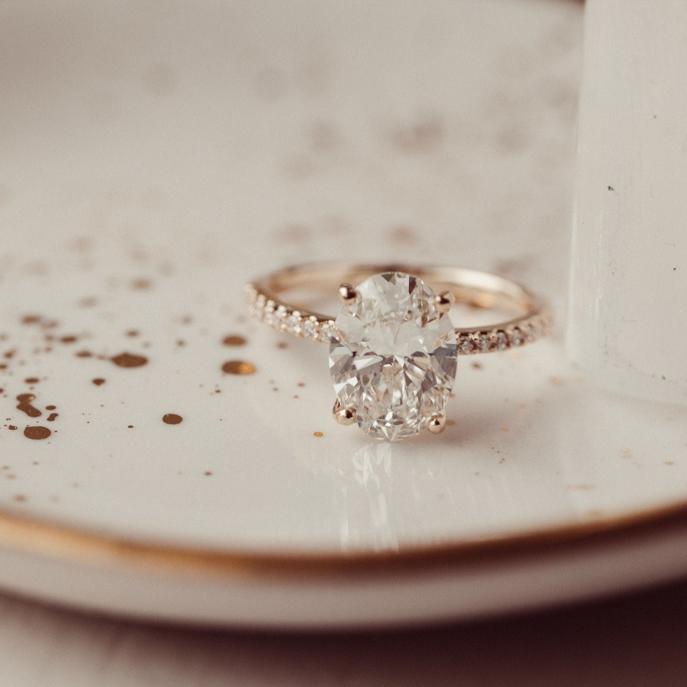 The Jenna oval engagement ring