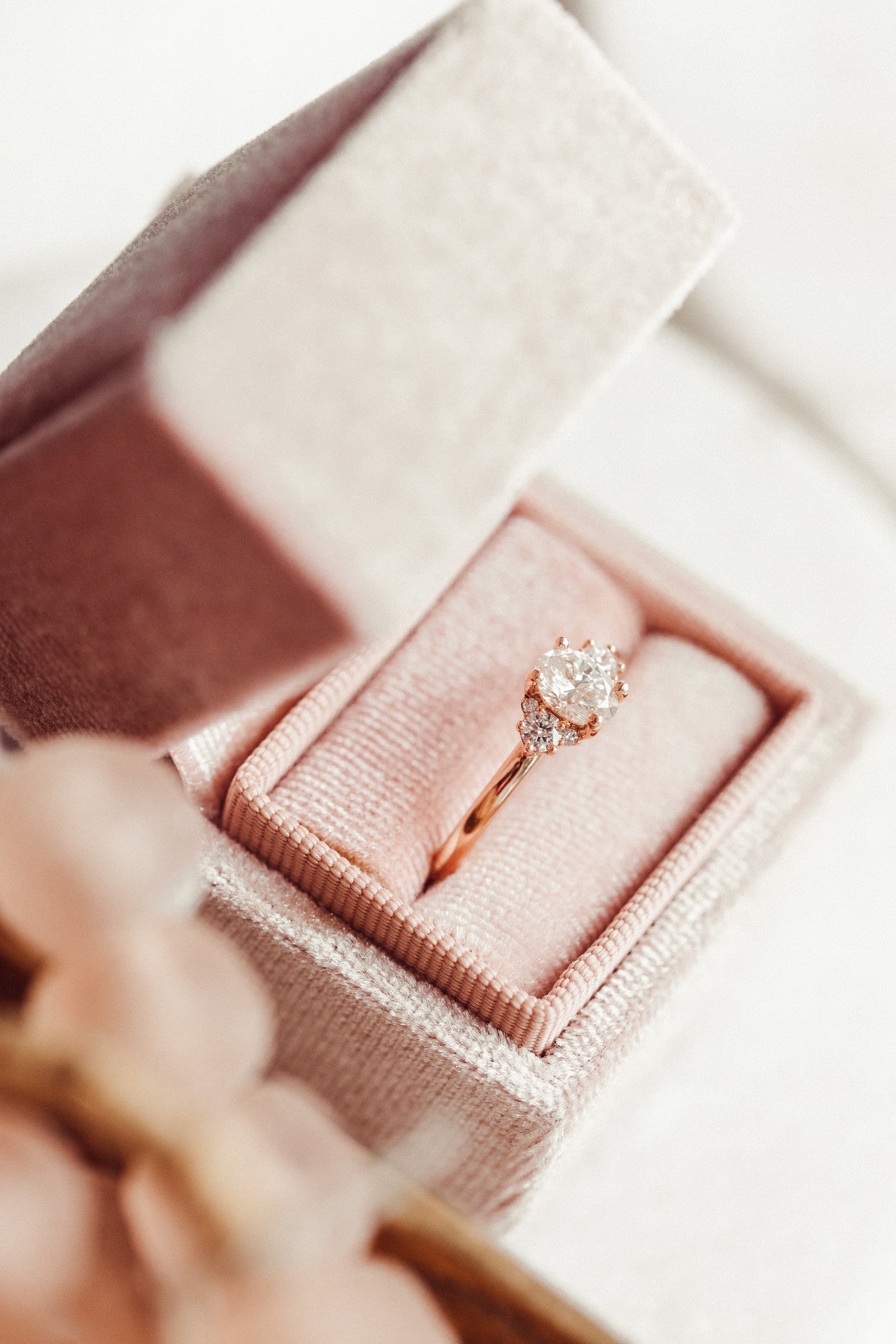 The Mini Vivien Oval Ring