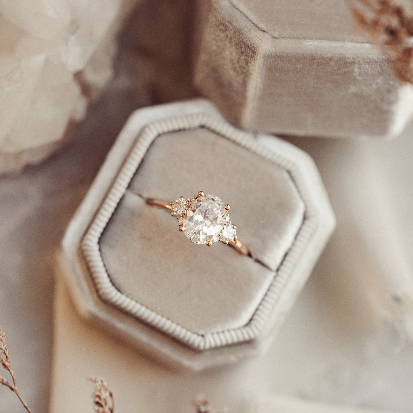 The Vivien Oval Ring