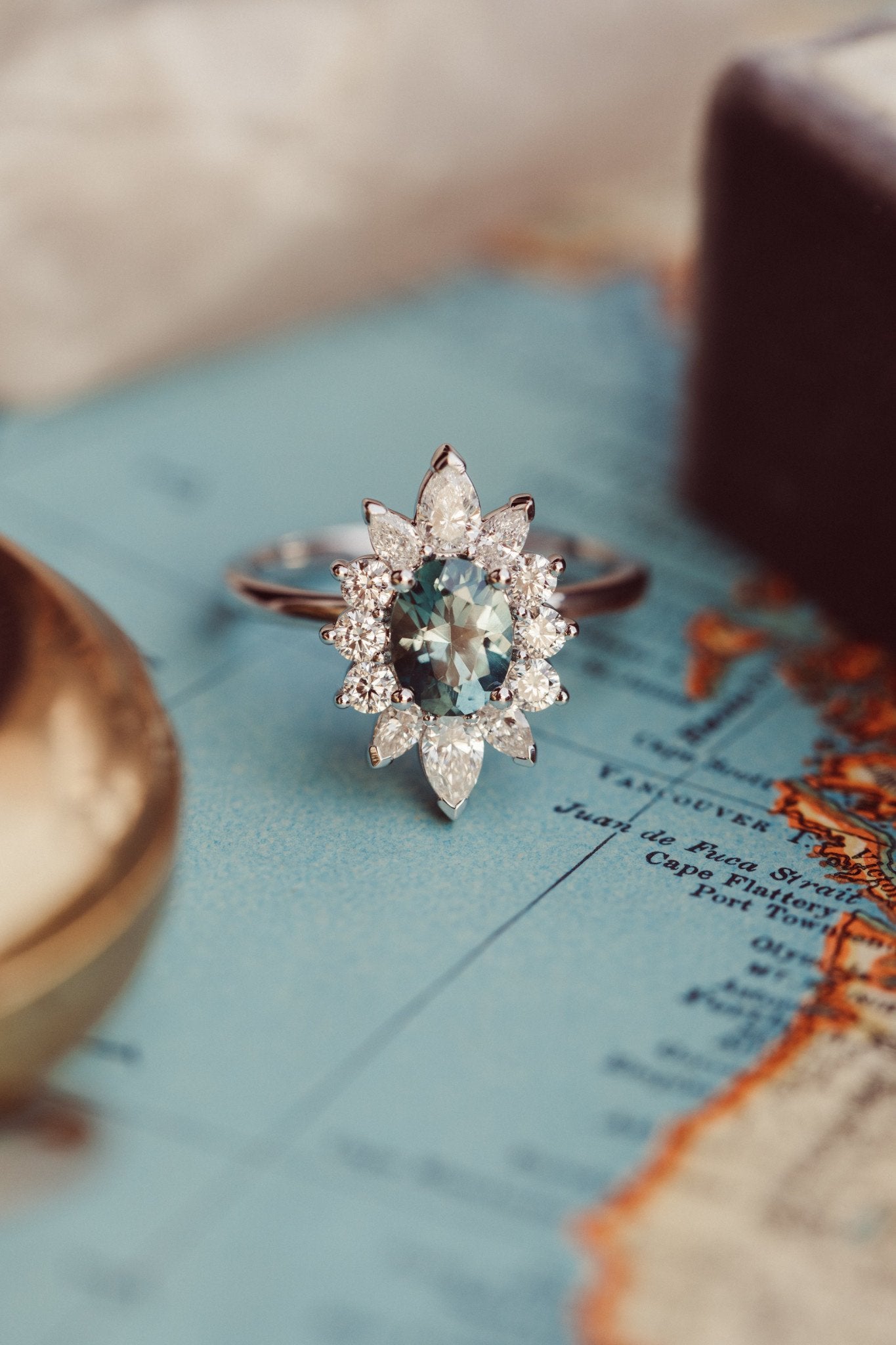 The Thames 1.16 ct Oval Blue Sapphire Ring