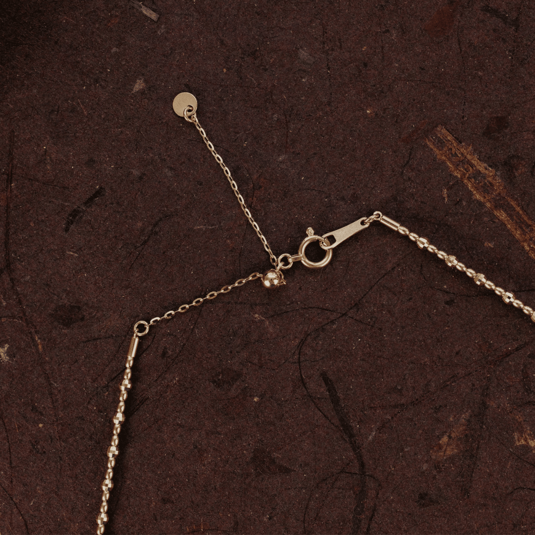 Textured Flexible Bar Gold Necklace