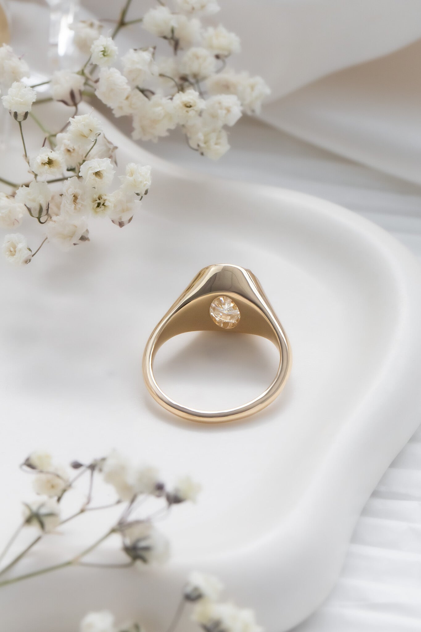 The Lennox Oval Signet Ring