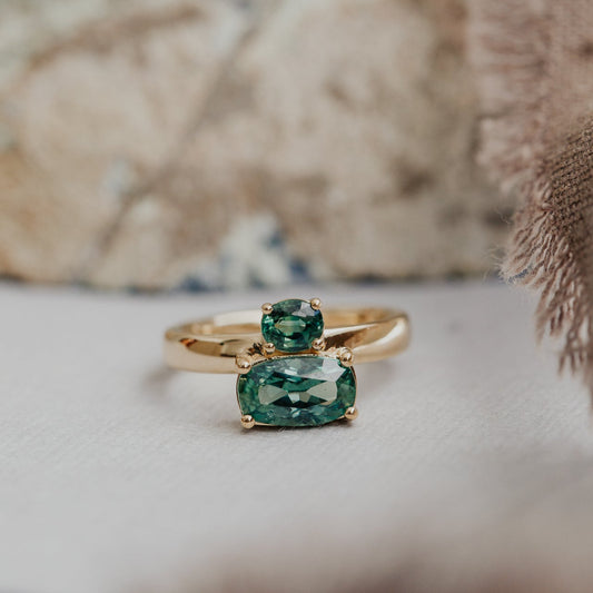 The Reese 1.81 ct Long Cushion Teal Montana Sapphire Ring