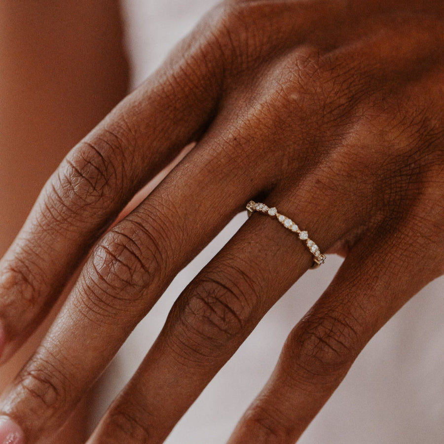 The Ingrid Round Band