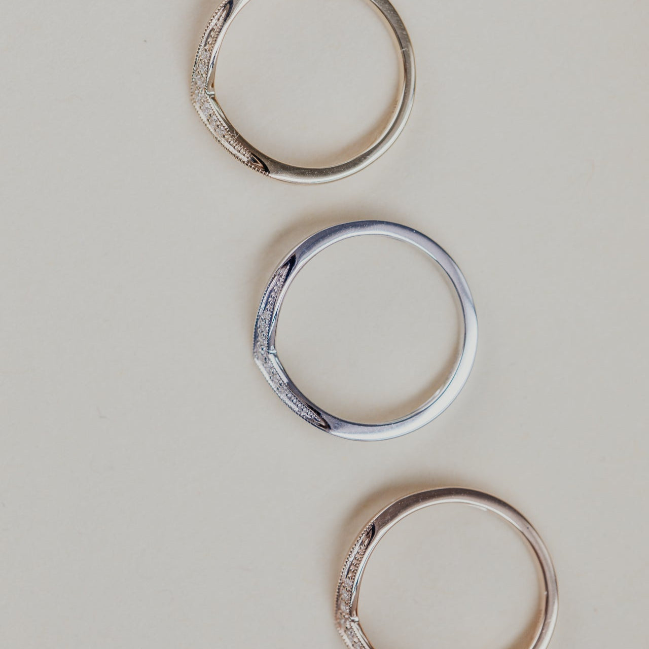 The Clover Round Tracer Band