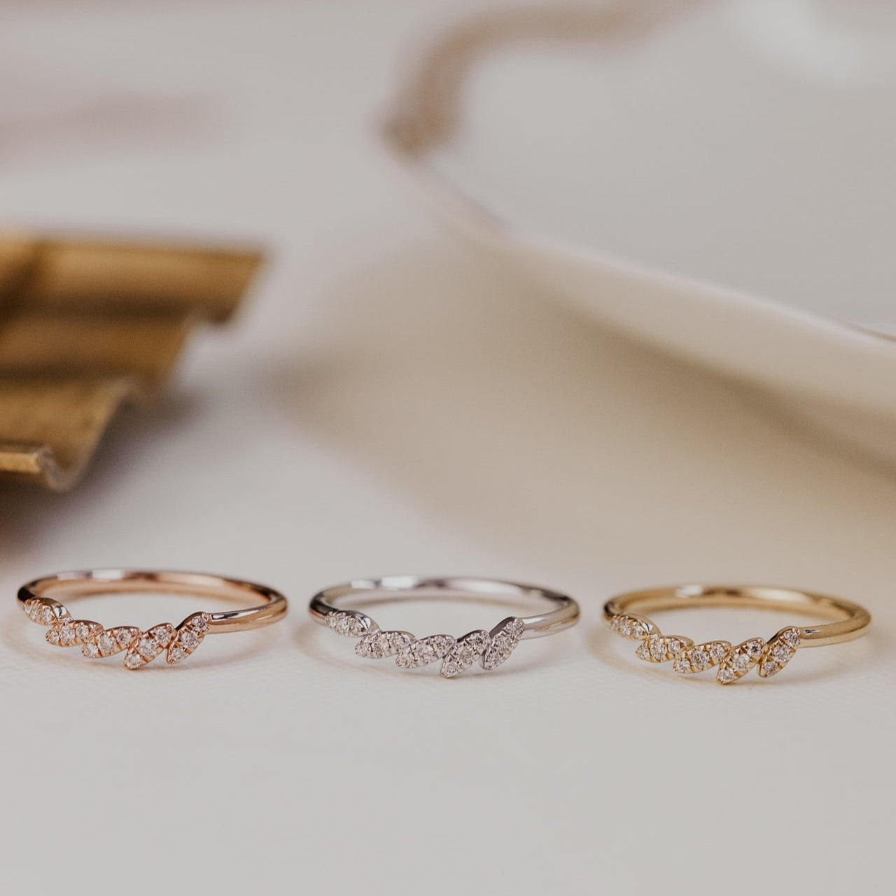 The Ivy Marquise Tracer Band