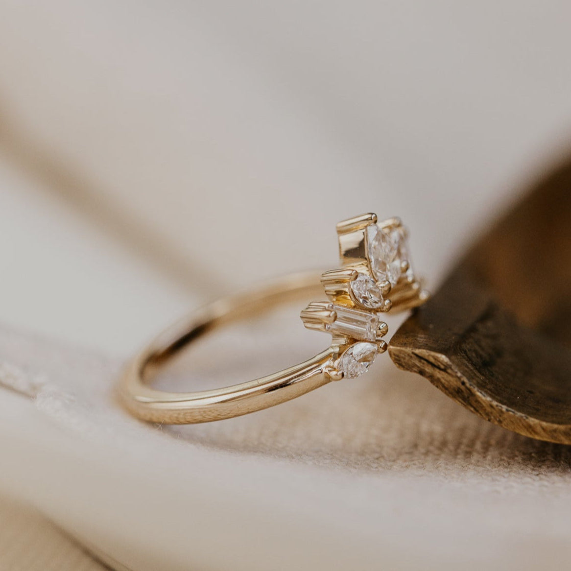 The Flora Tracer Band