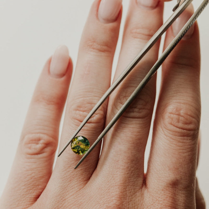 Build Your Own 1.71 ct Round Parti Gold Blue Australian Sapphire Ring