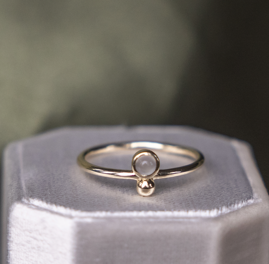 Chalcedony and Metal Ball Ring