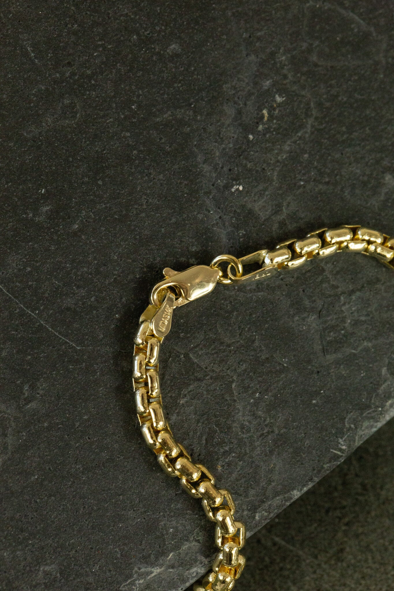 Wide Solid Rounded Box Chain Bracelet