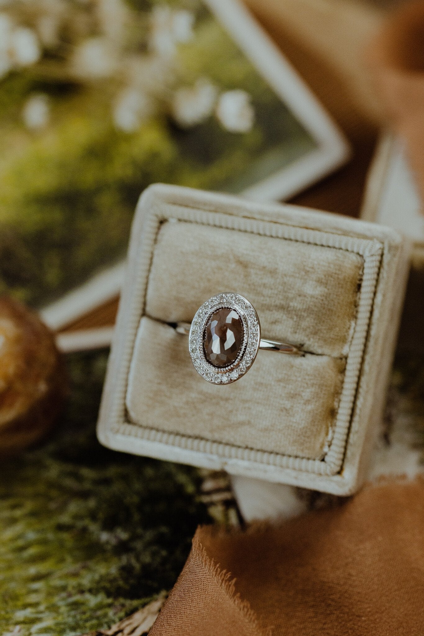 The Powell 1.72 ct Oval Rustic Diamond Ring