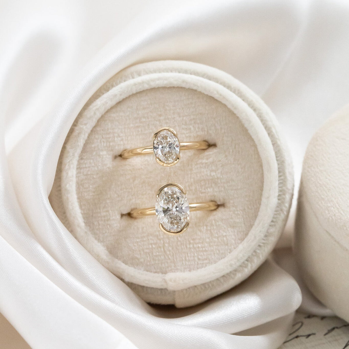 The Zadie Oval Solitaire