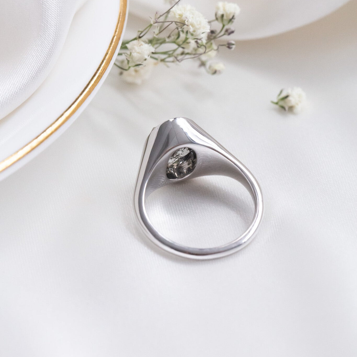 The Lennox 2.97 ct Oval Galaxy Diamond Signet Style Ring