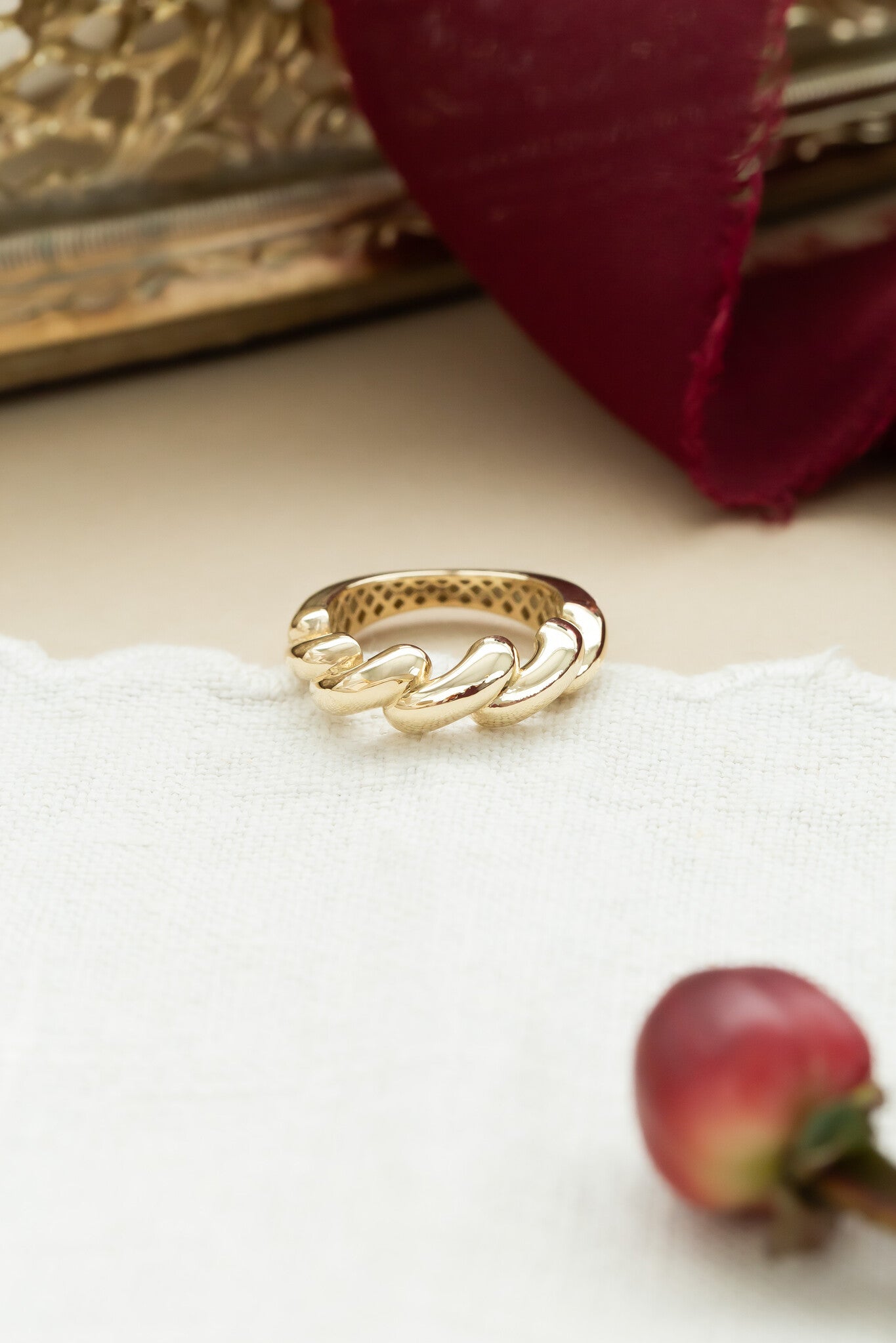 Chunky Twist Ring