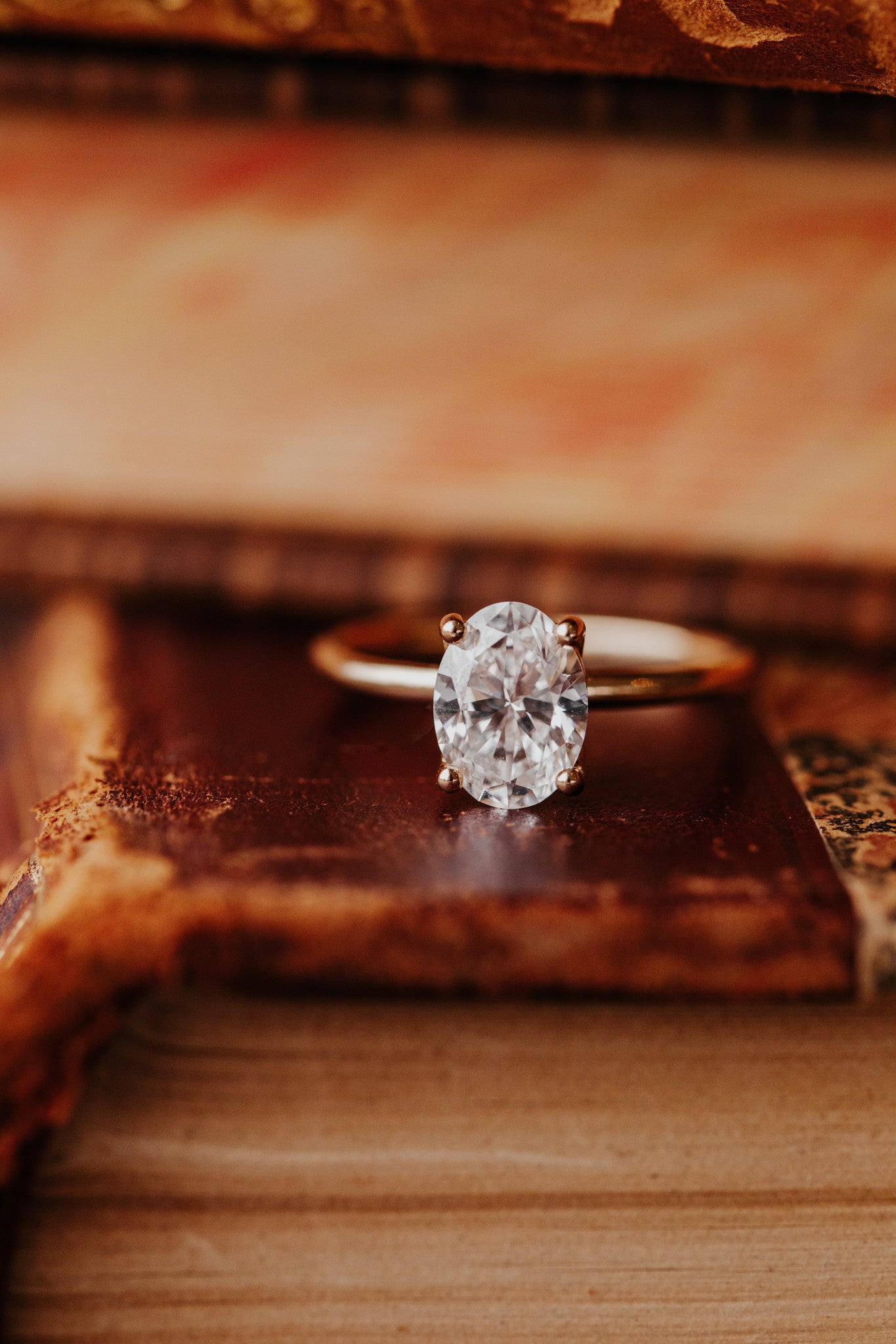 The Maeve Oval Solitaire