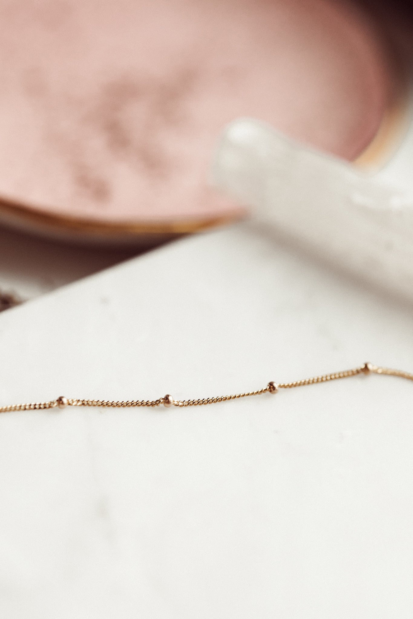 Saturn Curb Chain Necklace