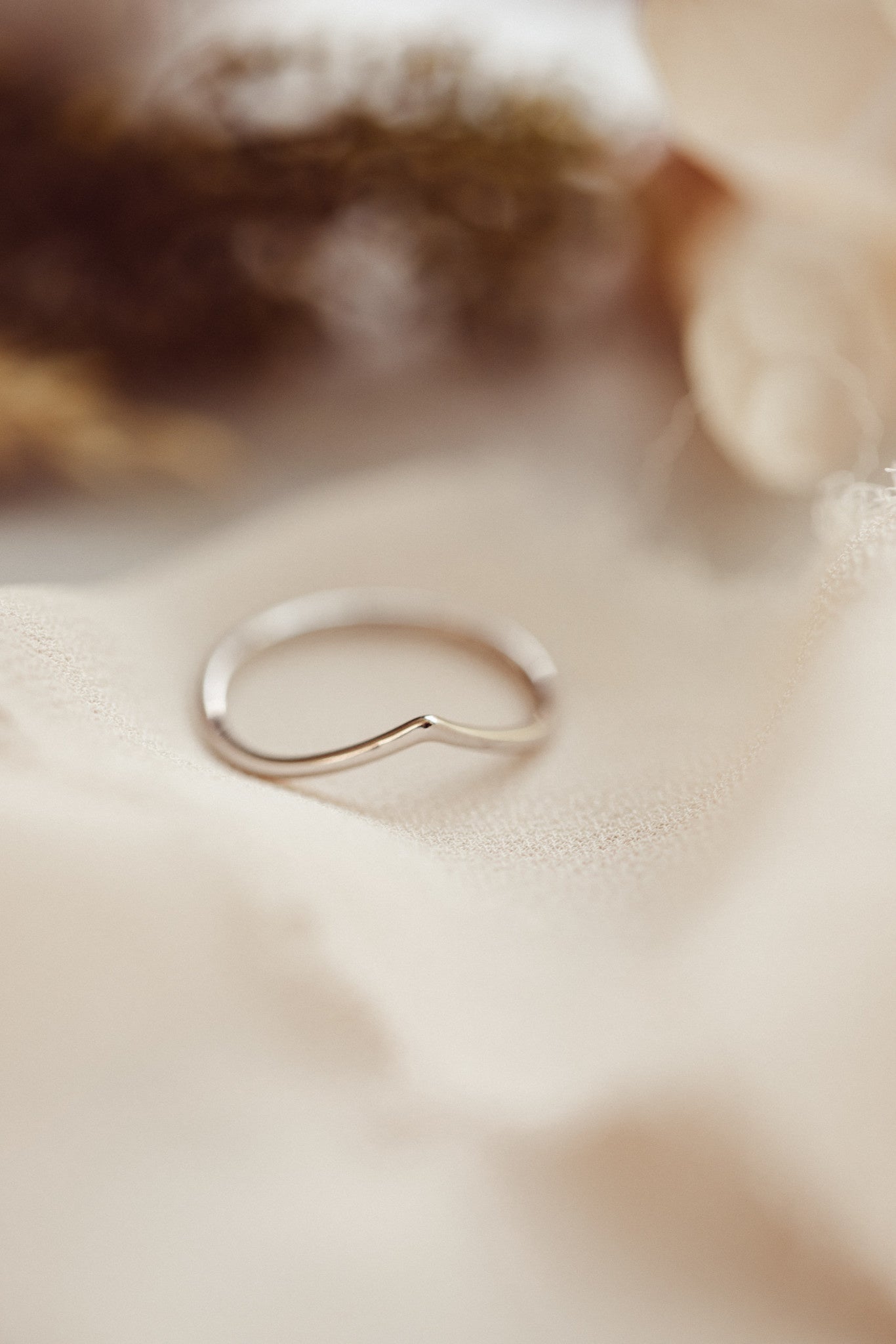 The Mini V Tracer Band