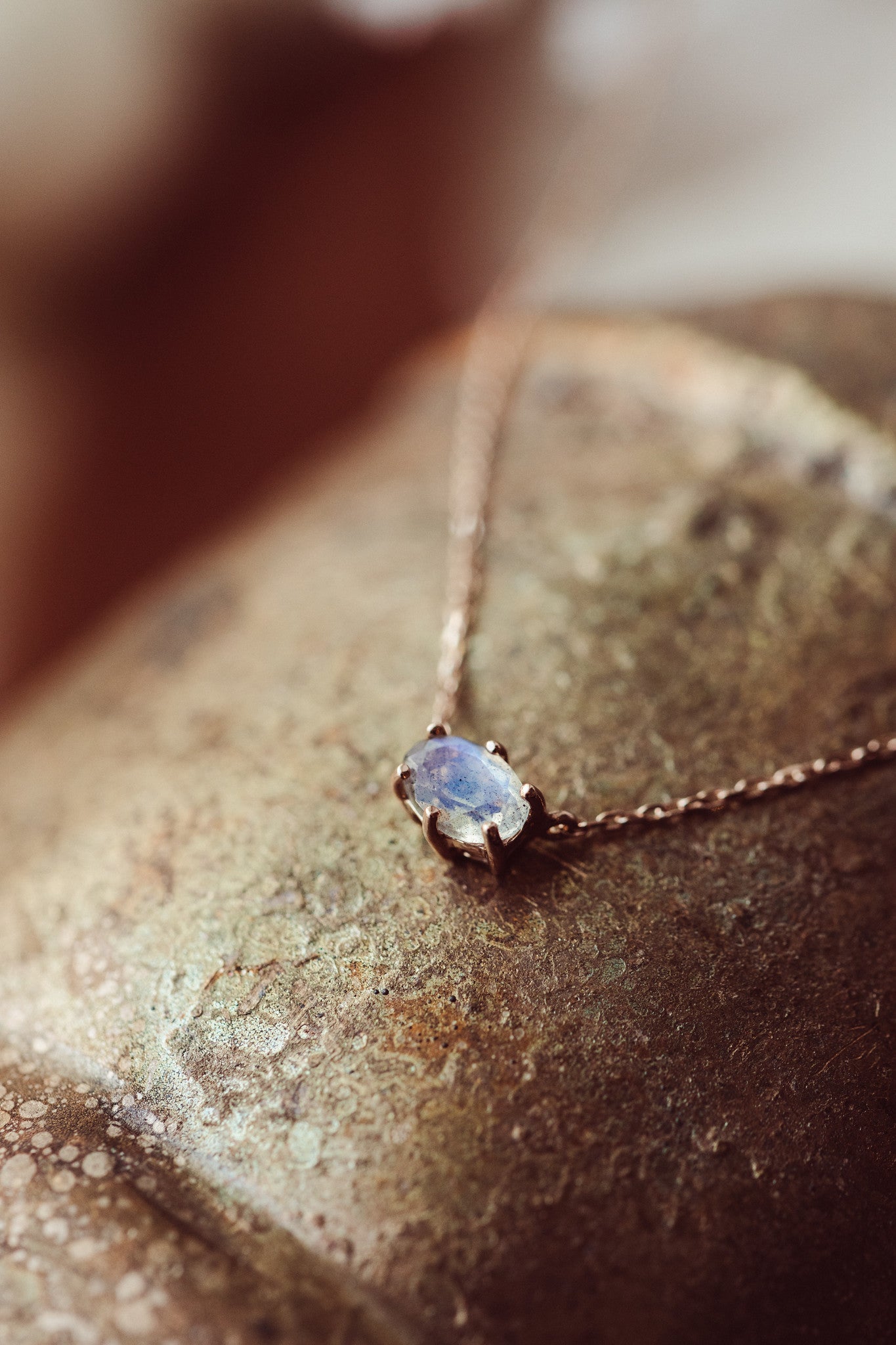 Oval Labradorite in Prongs Necklace