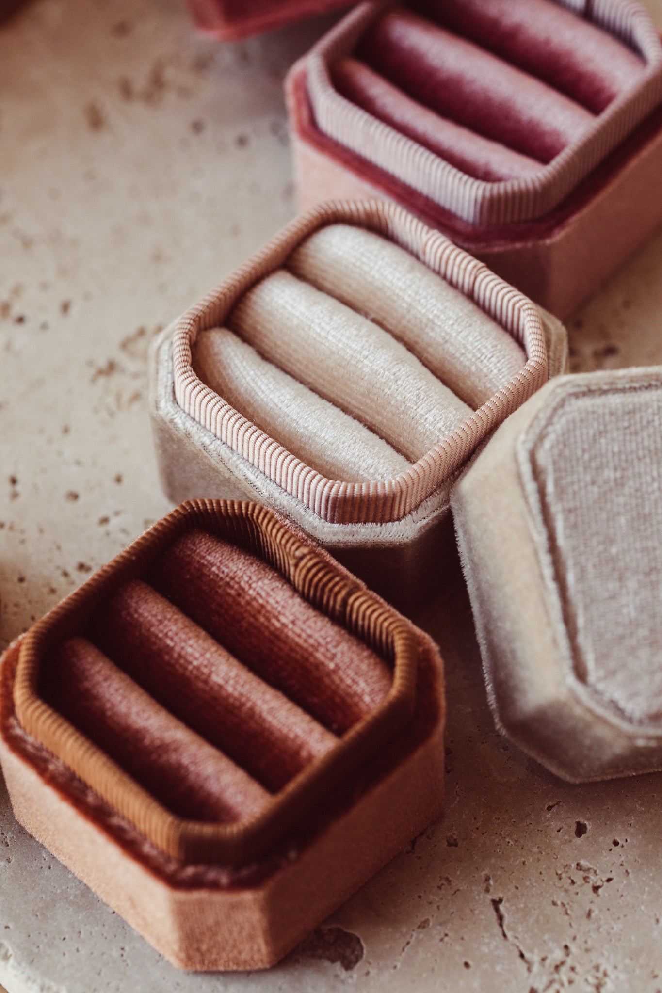 Square Velvet Double Ring Box