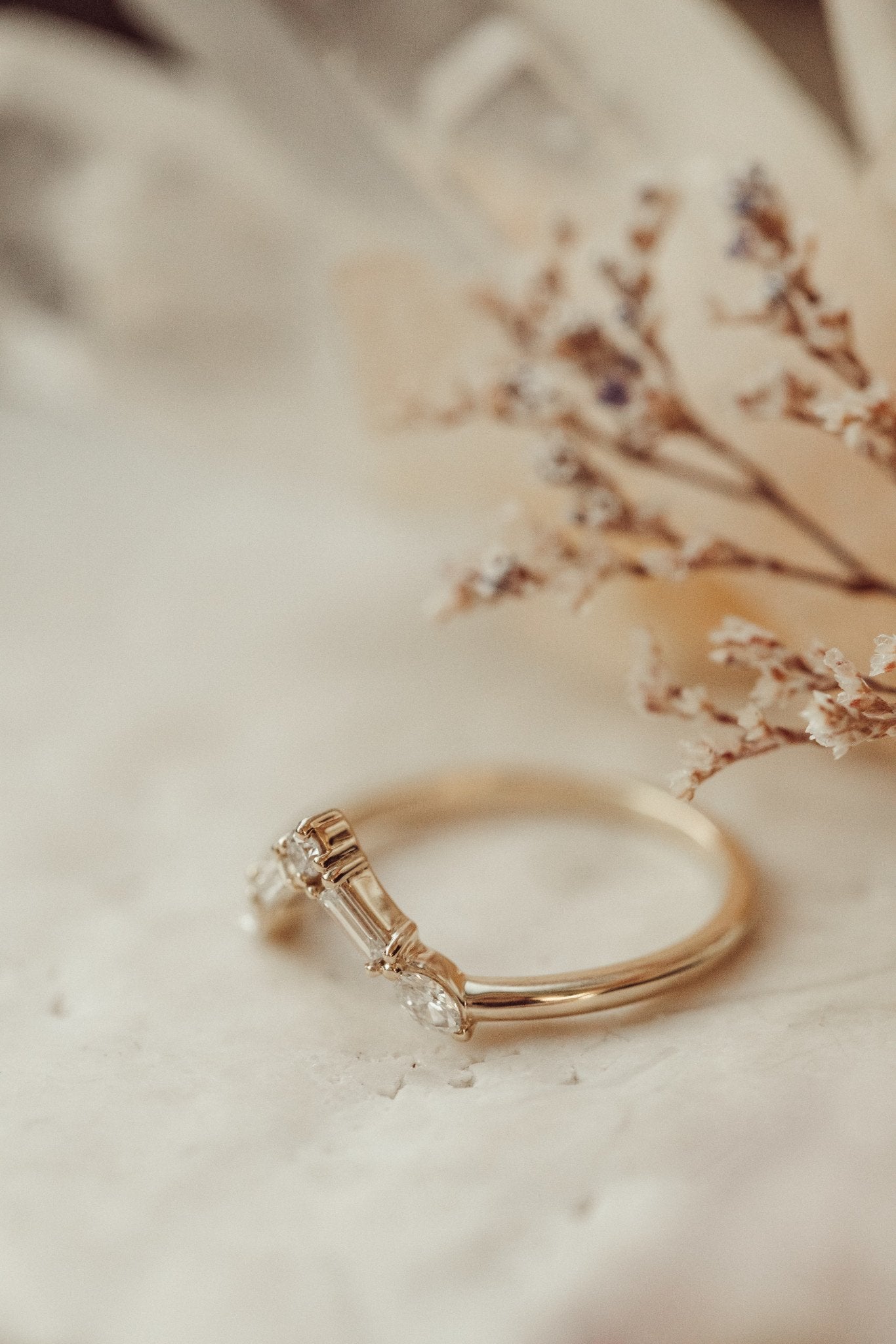 The Lotus Tracer Band