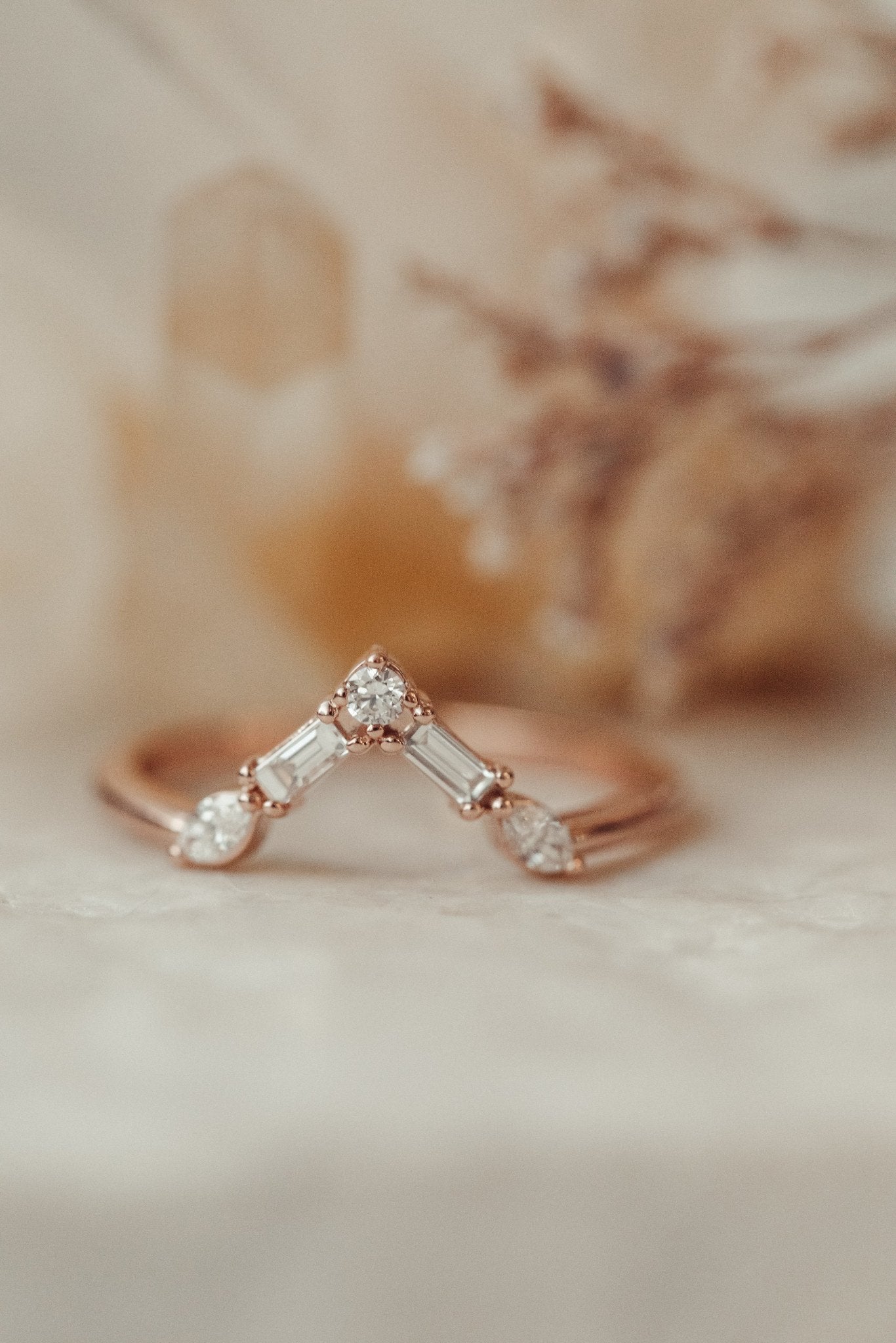 The Lotus Tracer Band