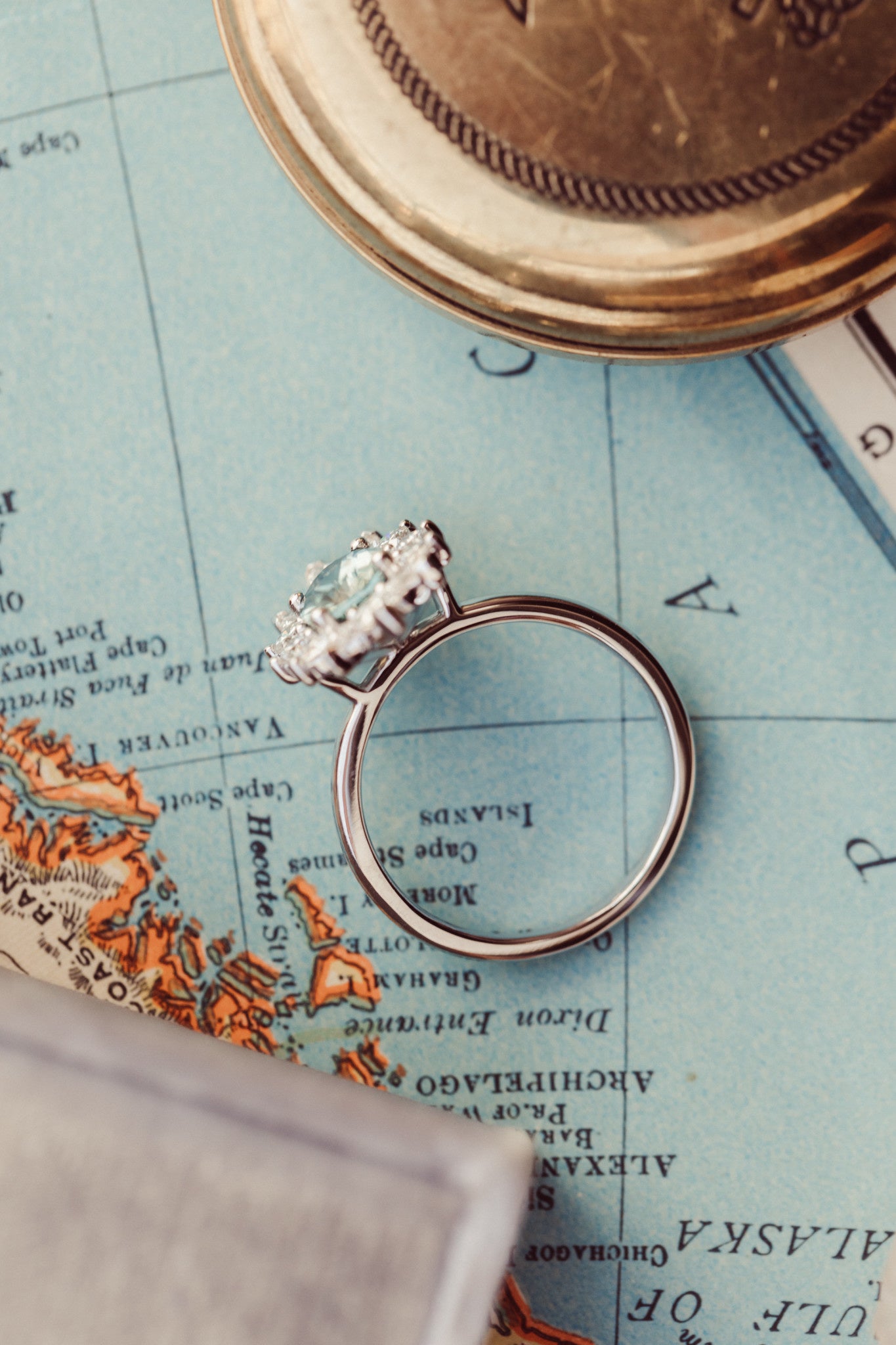 The Thames 1.16 ct Oval Blue Sapphire Ring