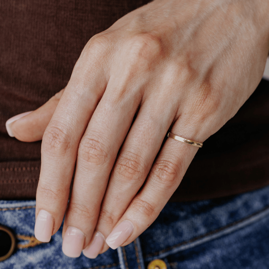Adjustable Gold Band