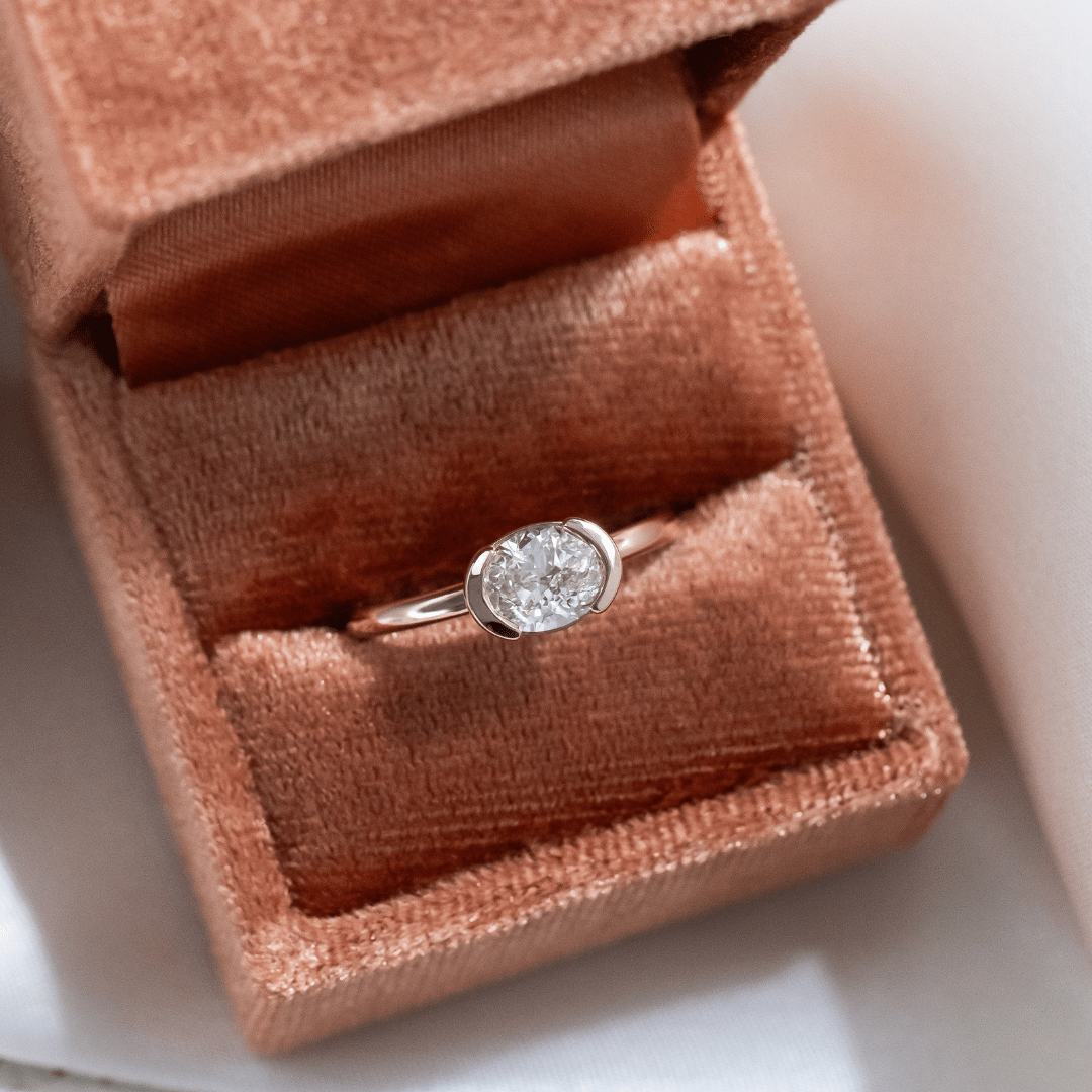 The Austen Oval Solitaire