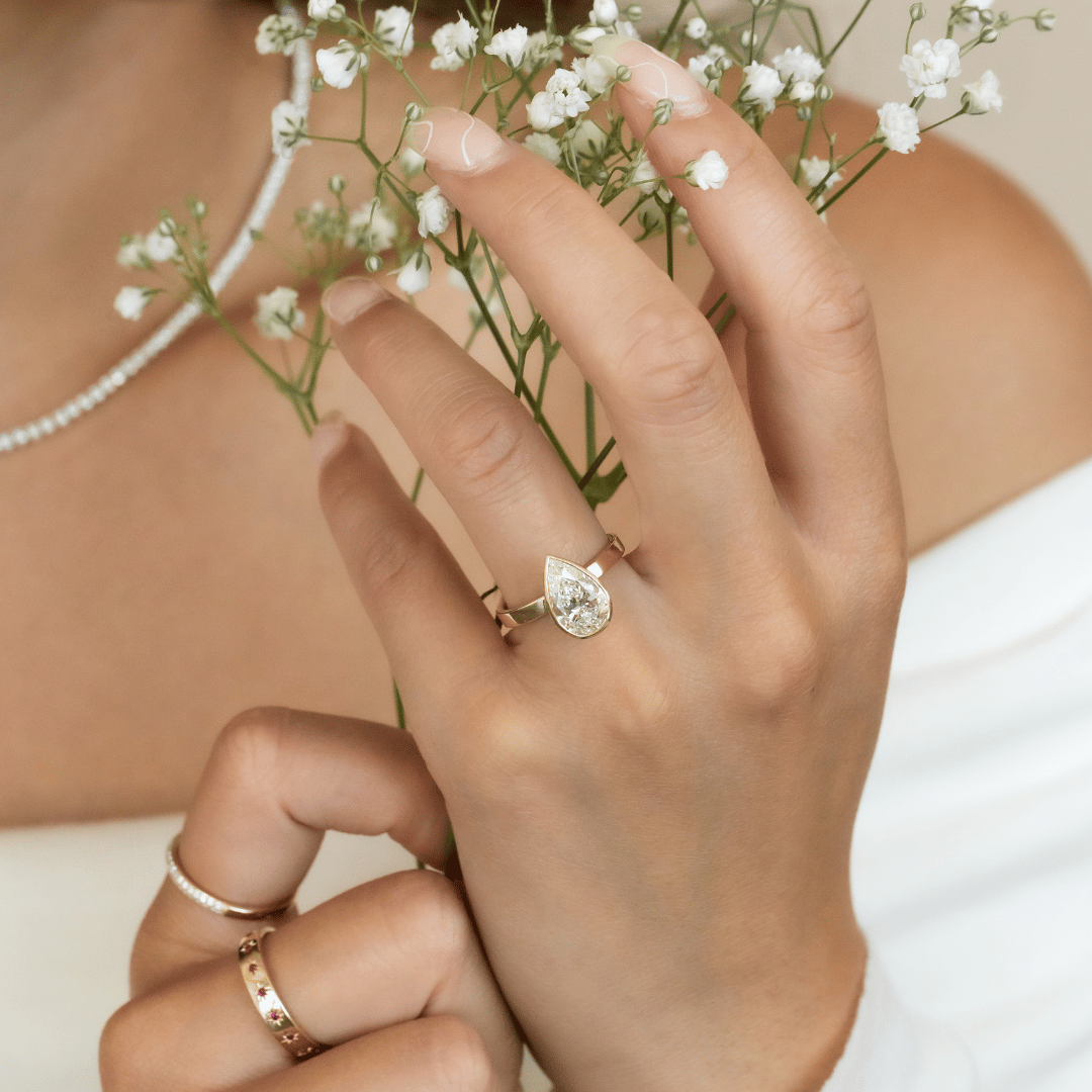The Elena Pear Solitaire