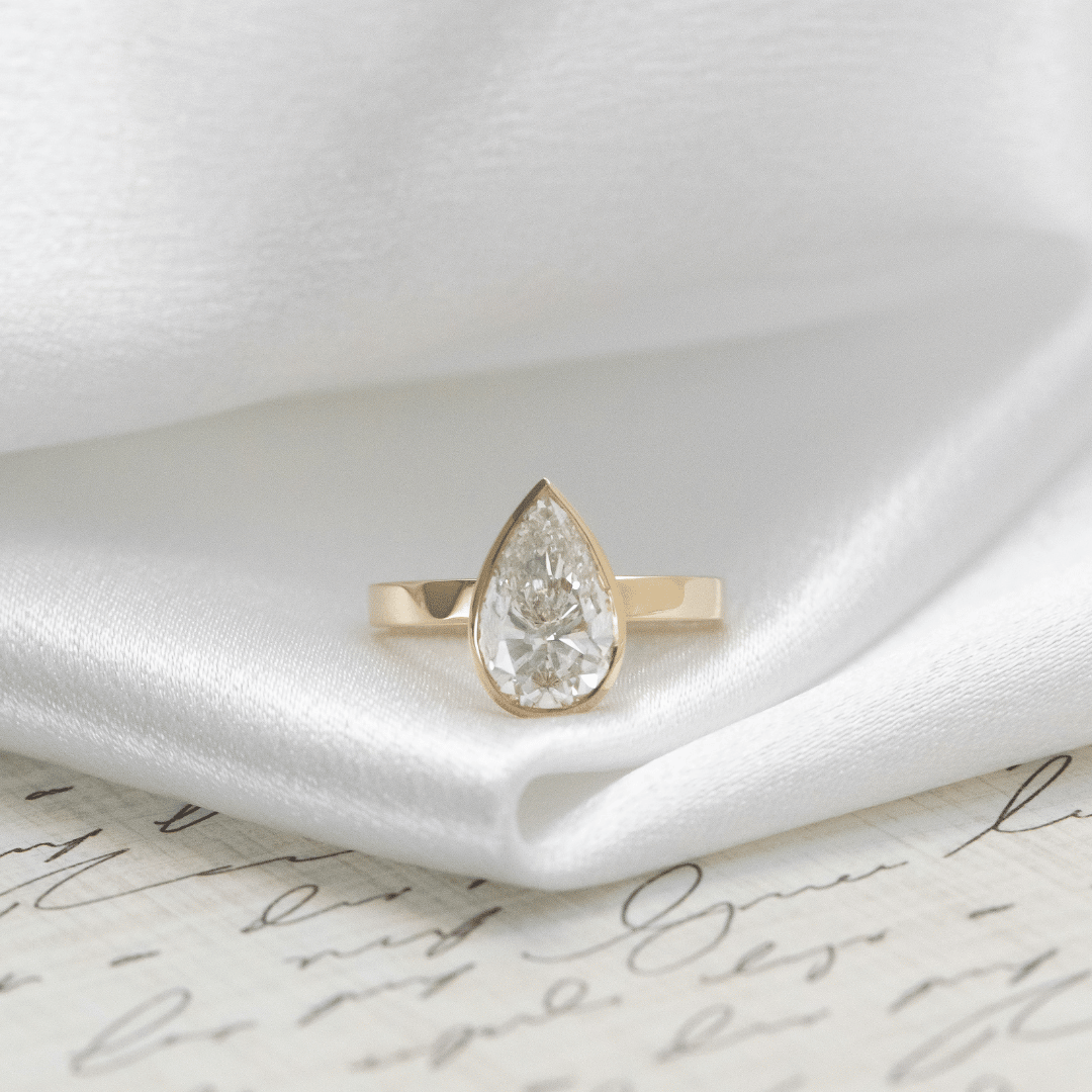 The Elena Pear Solitaire