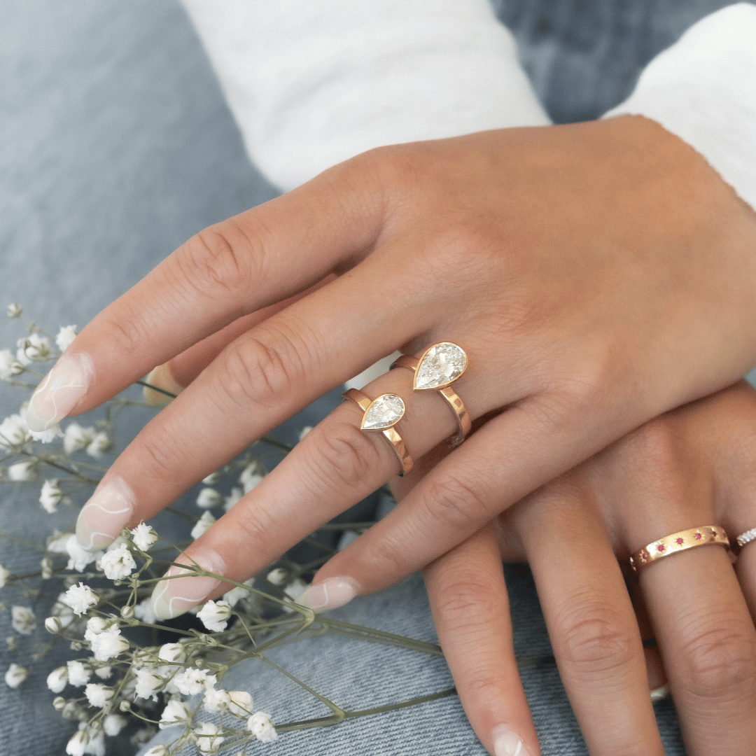 The Elena Pear Solitaire