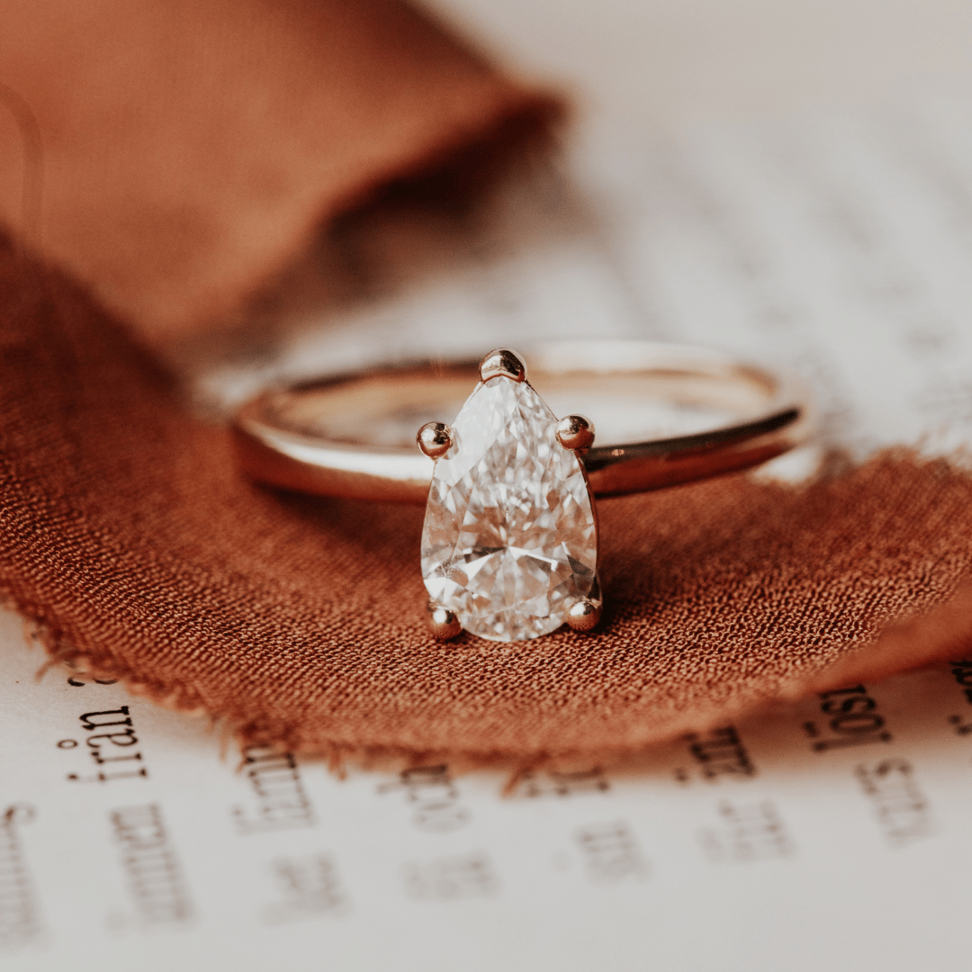 The Maeve Pear Solitaire