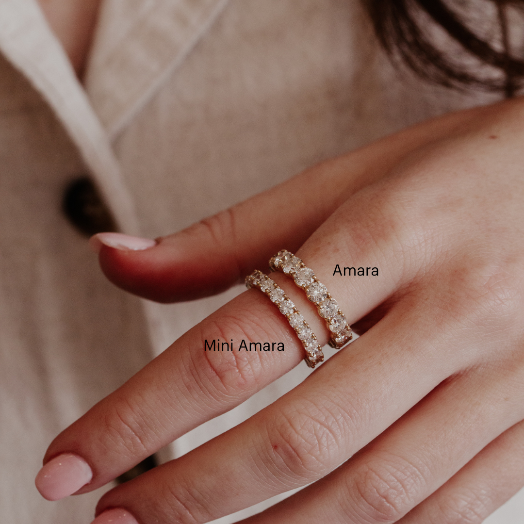 The Mini Amara Round Band