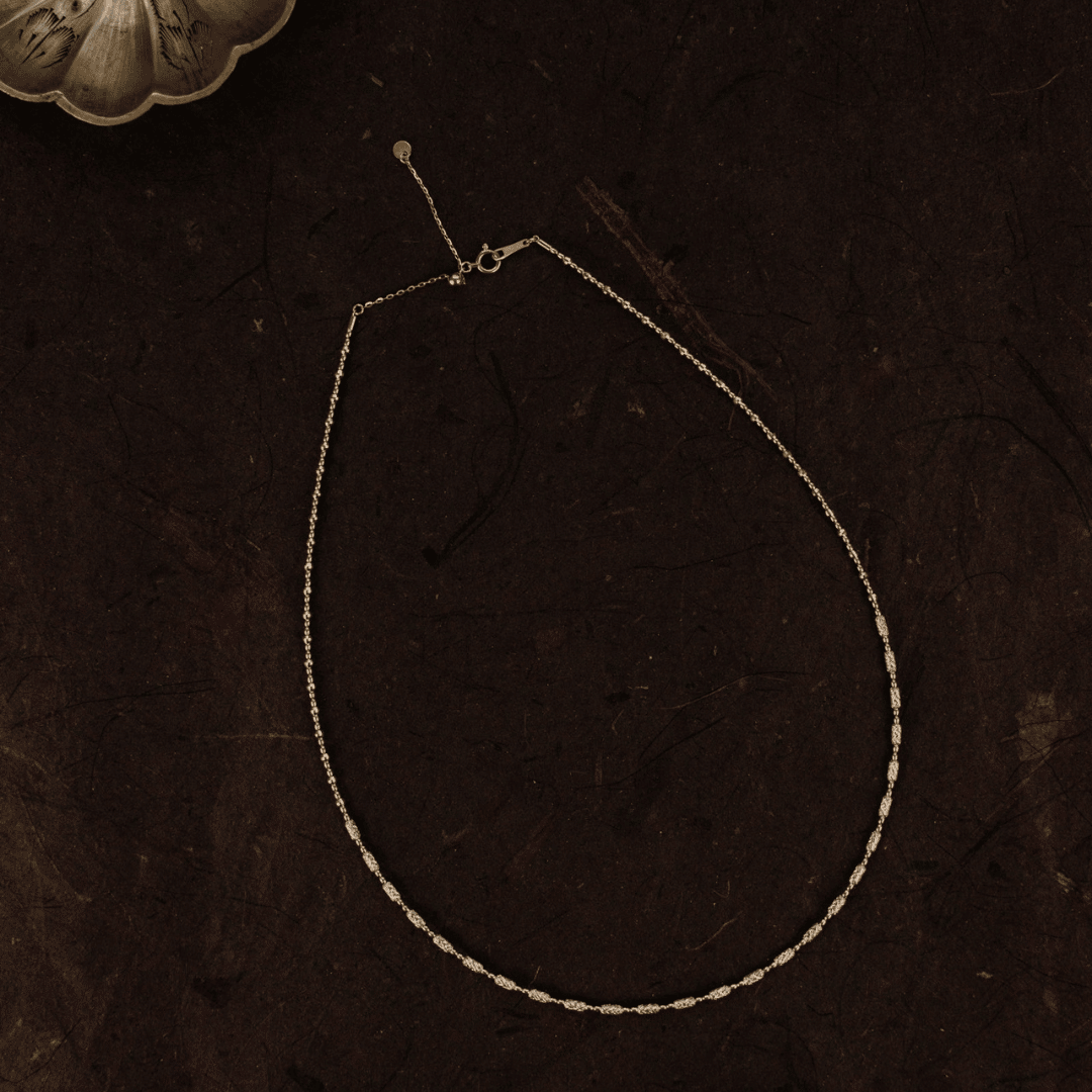 Textured Flexible Bar Gold Necklace
