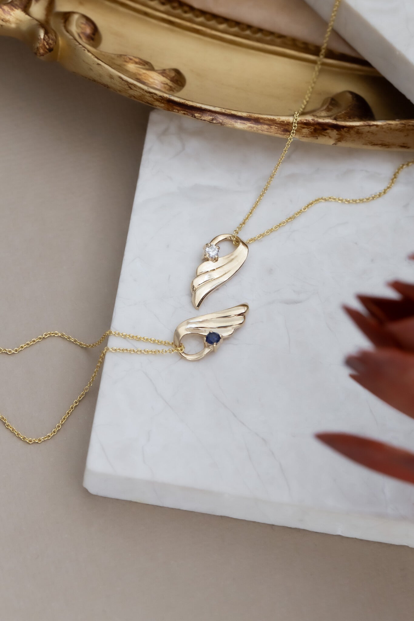 The Beloved Personalized Necklace in diamond and sapphire