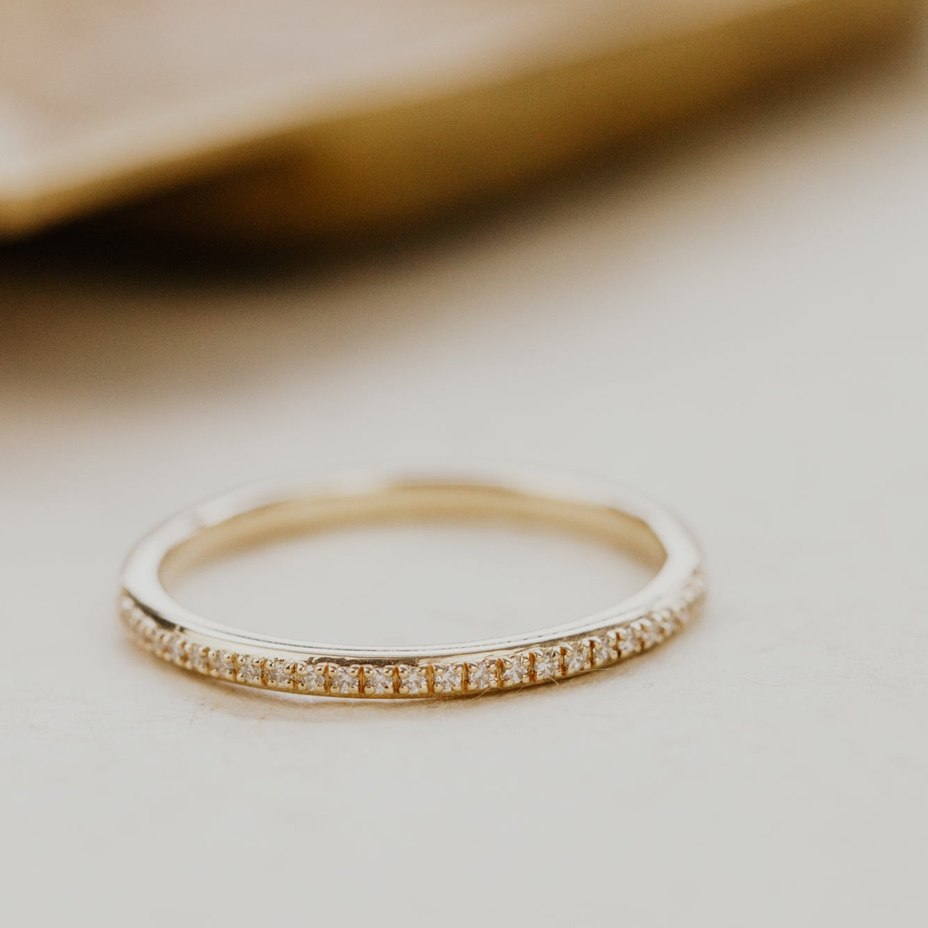 The Single Row Diamond Band