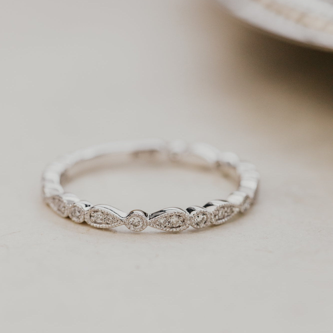 The Pear and Round Band