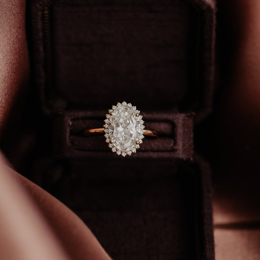 The Nova Oval engagement ring