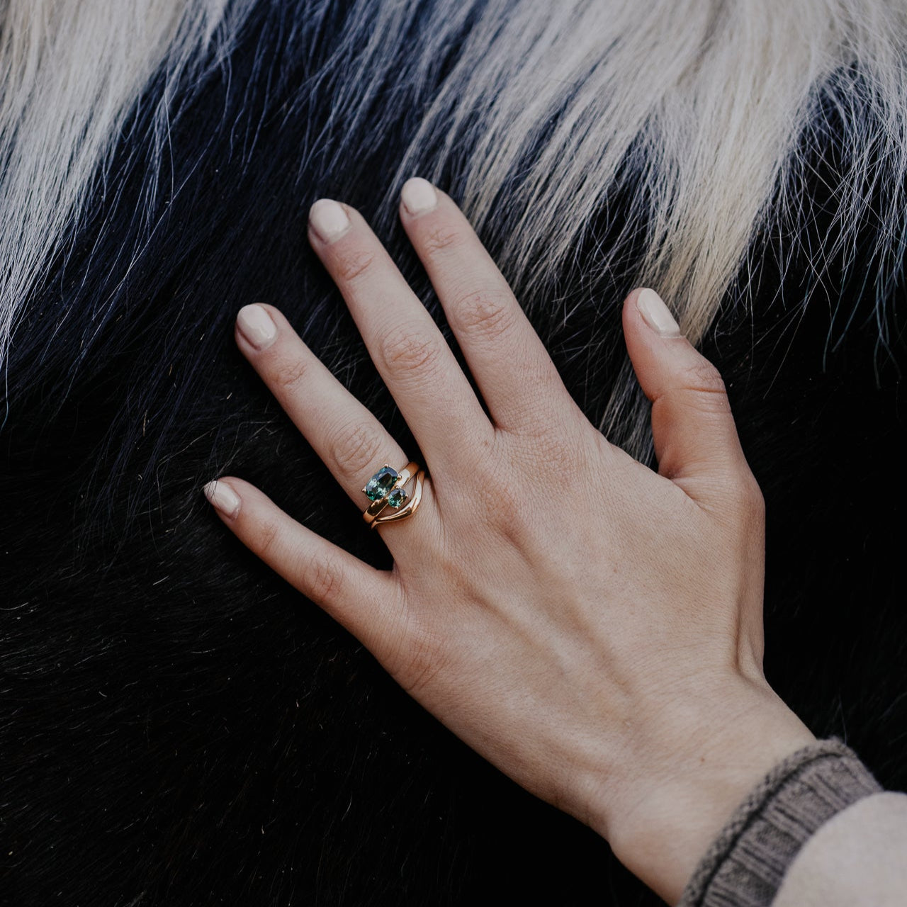 The Reese 1.81 ct Long Cushion Teal Montana Sapphire Ring