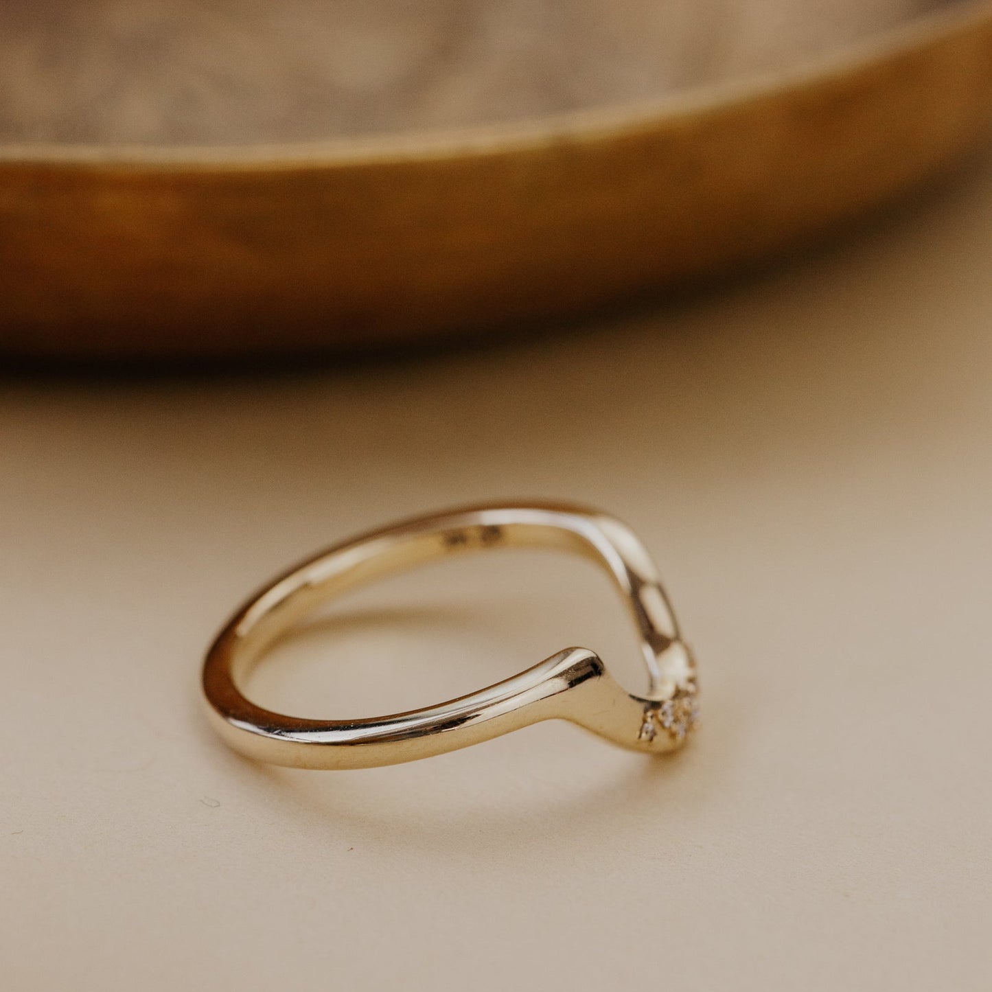 The Horizon Round Band