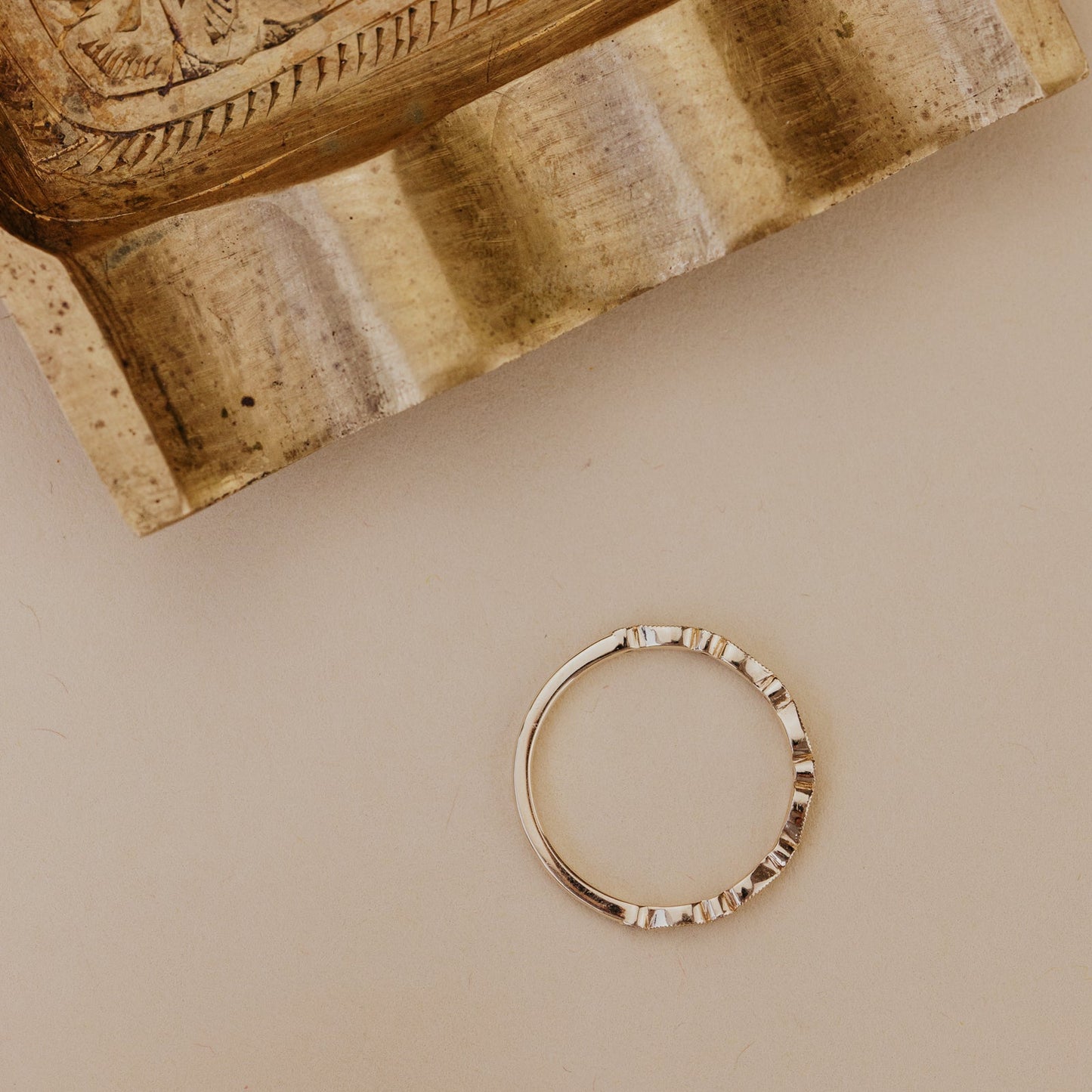 The Pear and Round Band