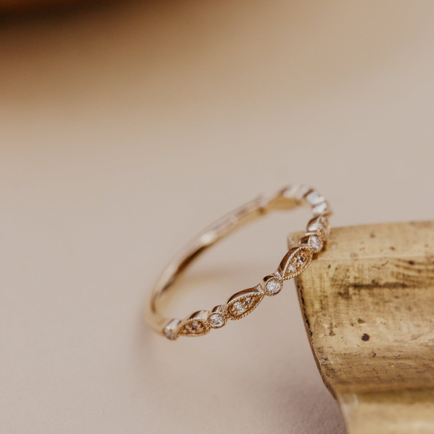 The Pear and Round Band