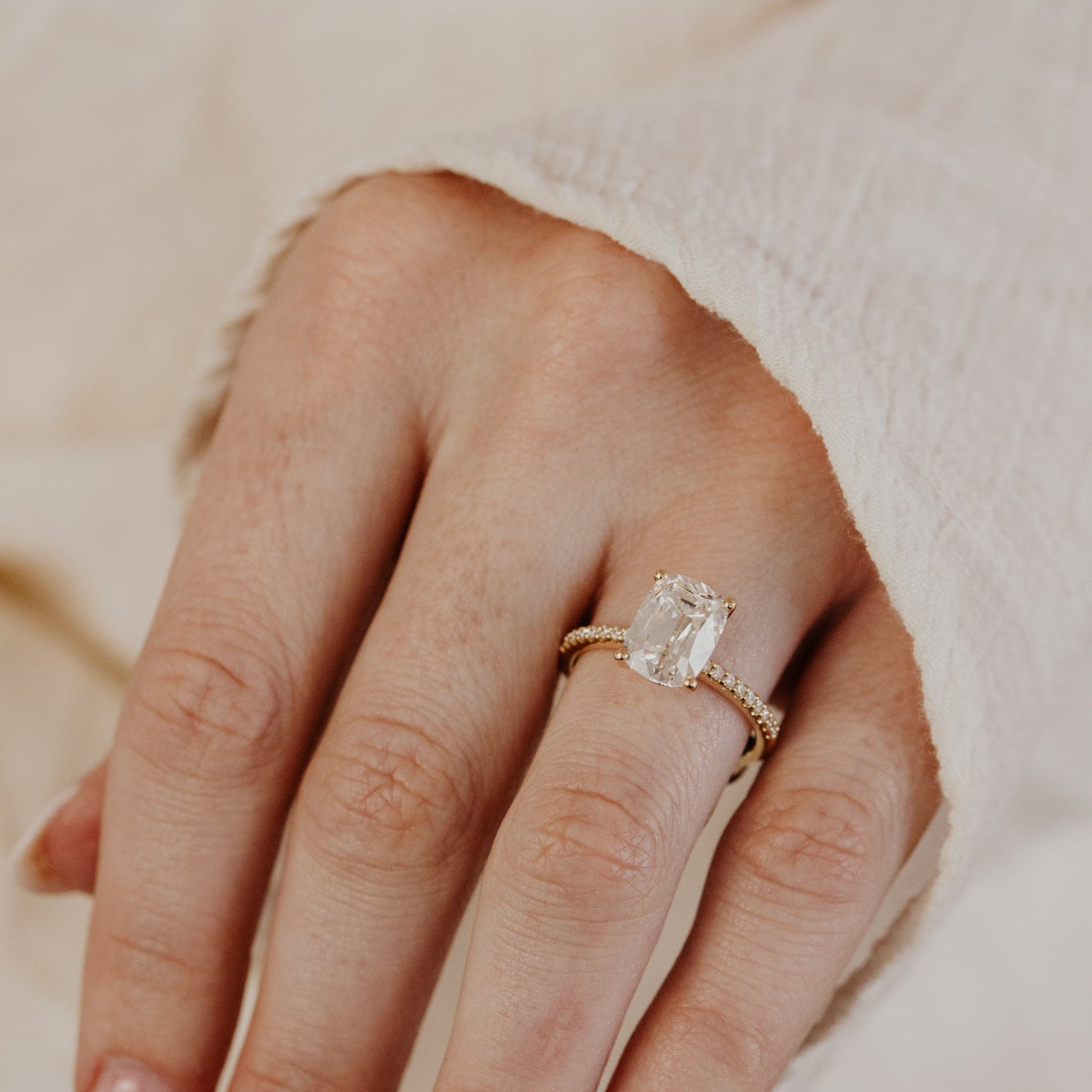 The Jenna 2.90 ct Elongated Cushion Lab Grown Diamond Ring