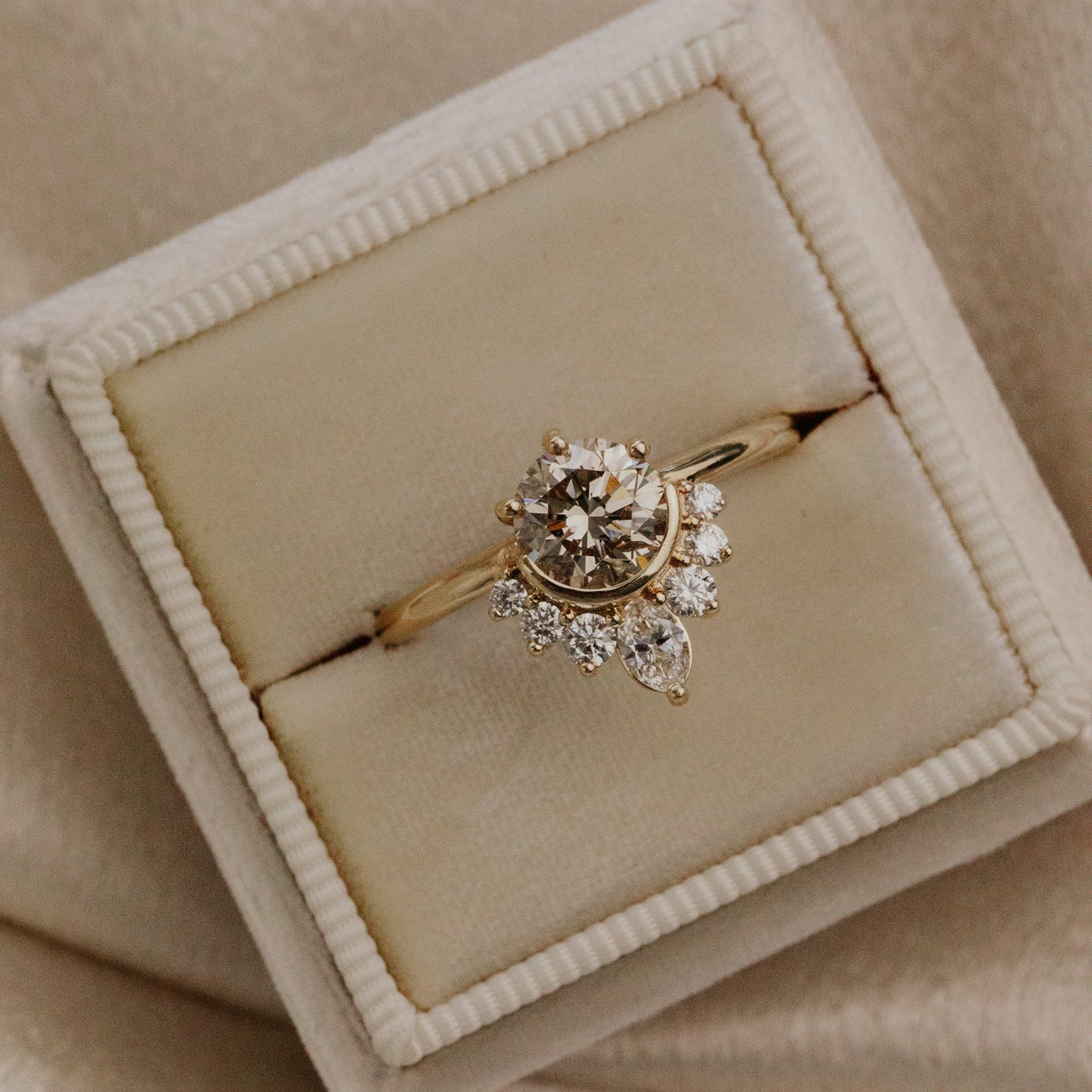 The Athena 1.13 ct Round Champagne Diamond Ring