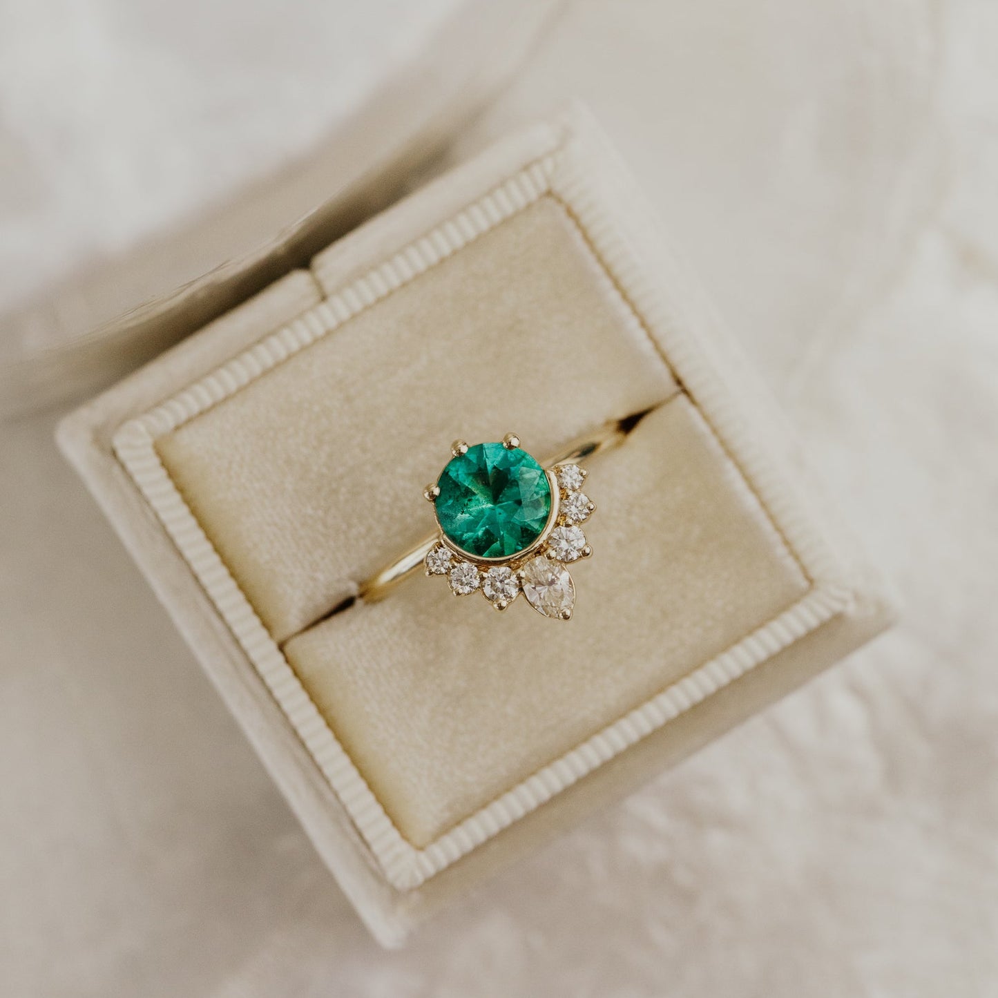 The Athena 1.10 ct Round Emerald Ring
