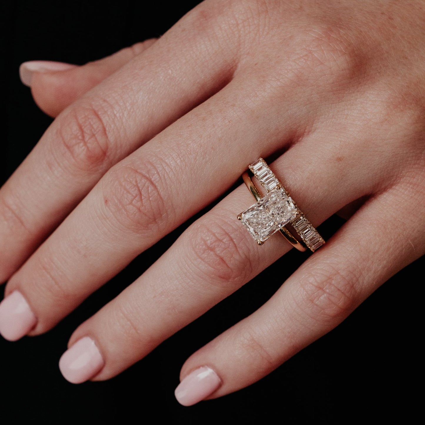 The Mini Amara Emerald Cut Band