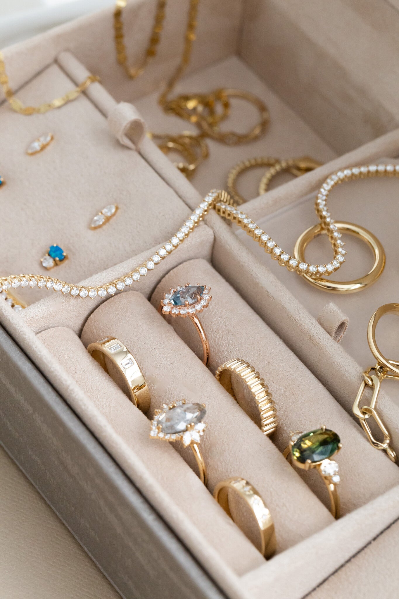 Sarah O Dresser Top Jewelry Box