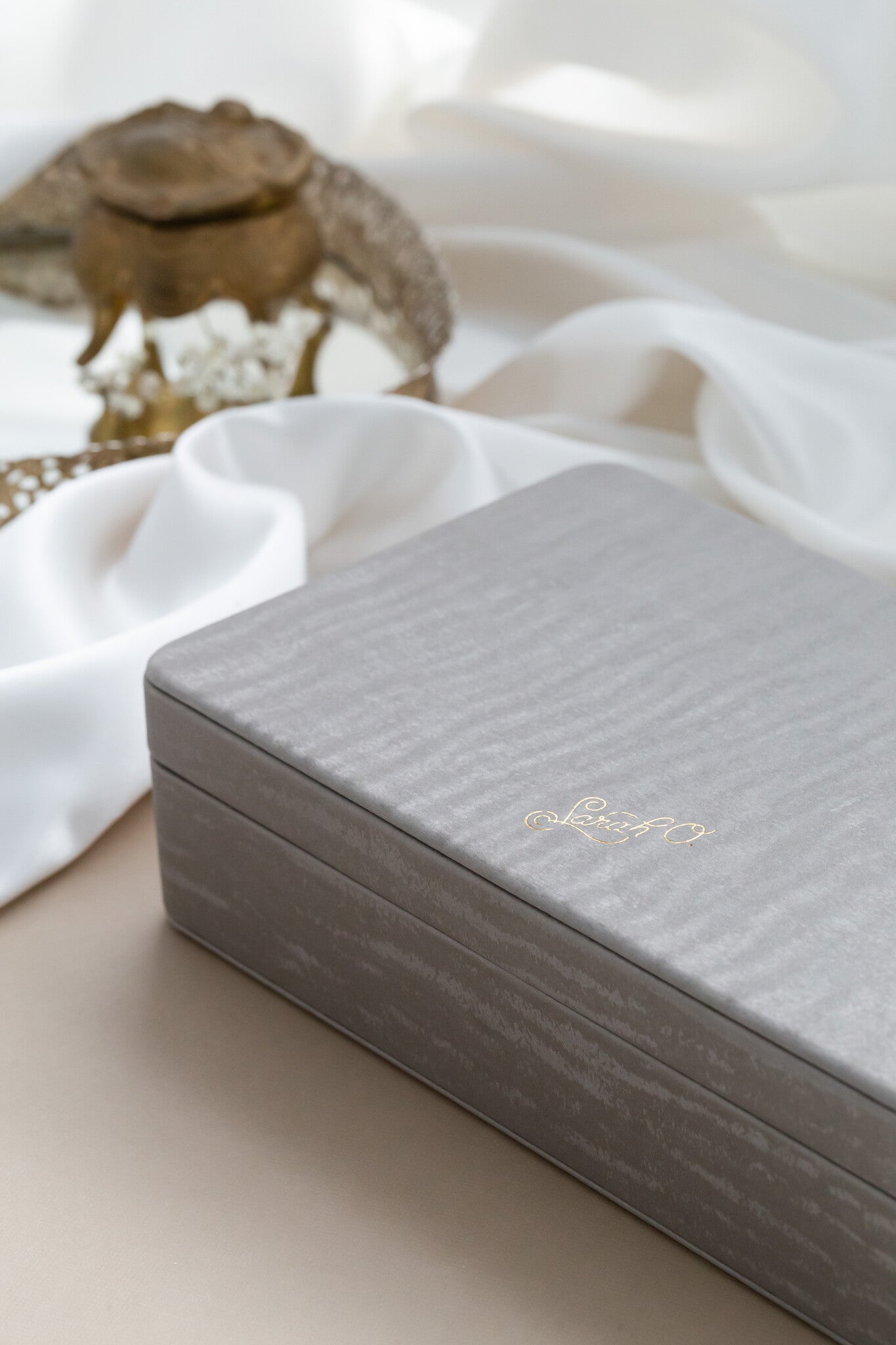 Sarah O Dresser Top Jewelry Box