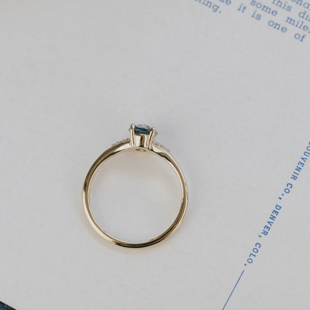 The Angie 1.02 ct Oval Bicolor Montana Sapphire Ring