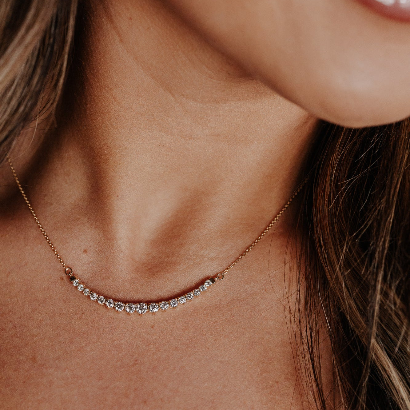 Starburst Set Round Diamonds on Chain Necklace